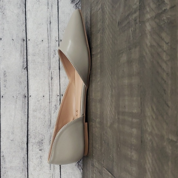 JourneeCollection-Cortni Pointed Toe Flat Gray Size 7.5W - Picture 6 of 8